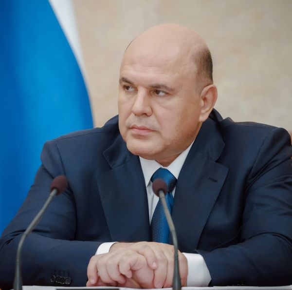 Правительство РФ утвердило план реализации Стратегии семейной и демографической политики