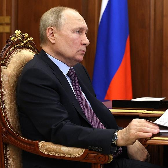 Путин: БРИКС создает систему электронной торговли почти без инфляции и рисков